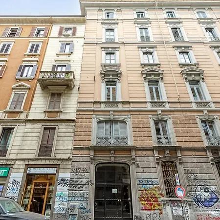 Tadino Ai Giardini Indro Montanelli By Halldis * Milán