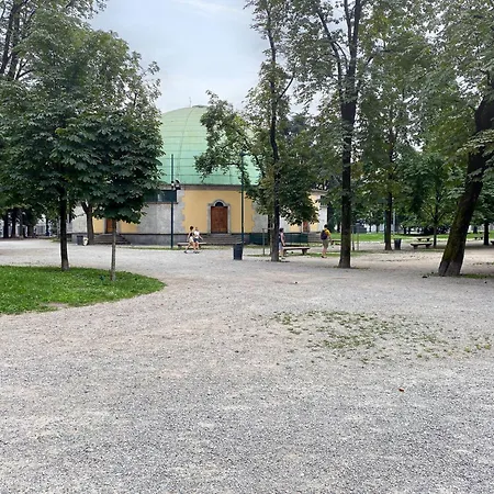 Daire Tadino Ai Giardini Indro Montanelli By Halldis
