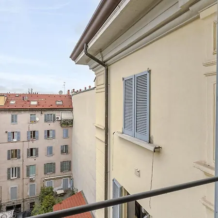 Tadino Ai Giardini Indro Montanelli By Halldis Apartman *